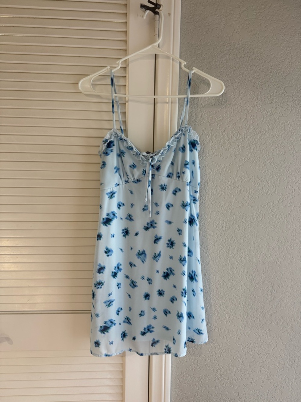 Wild Fable Light Blue Floral Spaghetti Strap Sundress size small